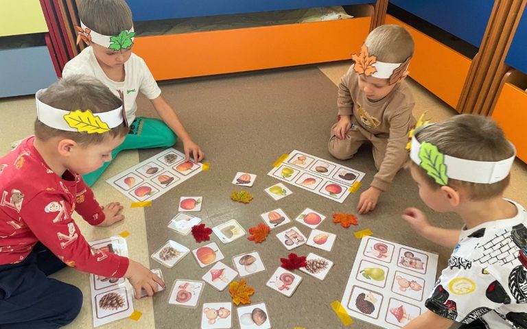 Zuikučių rudens nuotykiai sniego pusnyse